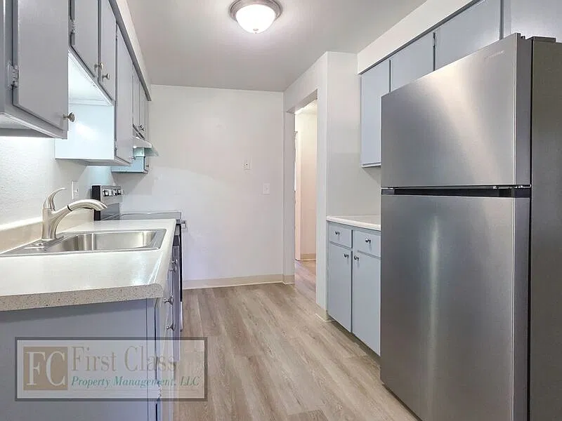 1370 NE 186th Ave