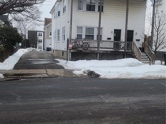 3rd image of 45 E George St