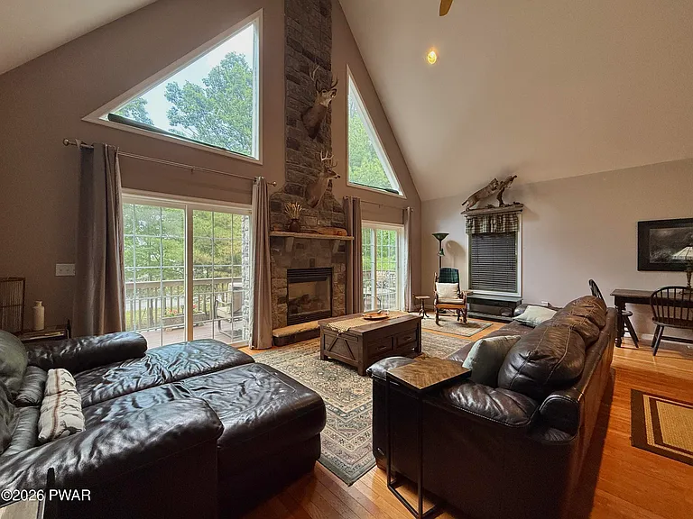 176 Gunstock Ln — Photo 8