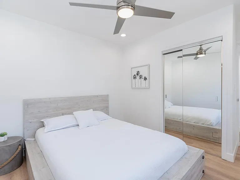 1053 De Garmo Dr — Photo 14