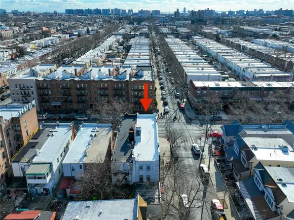 97 Avenue S image 31 of 32