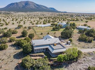 10 Cherokee Ct, Edgewood, NM 87015