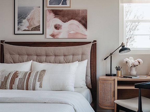 Plan 3 Model Home Downstairs Bedroom Detail