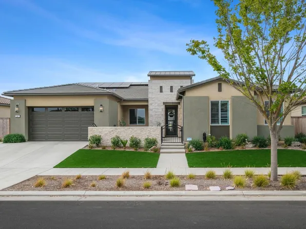 507 Overstone Ave, Madera, CA 93636