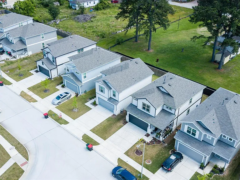 11723 Armadale Dr — Photo 31