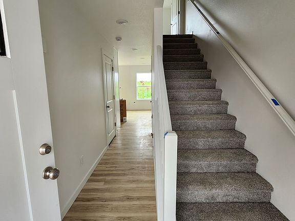 3rd image of 1014 Peach Rd Units A & B