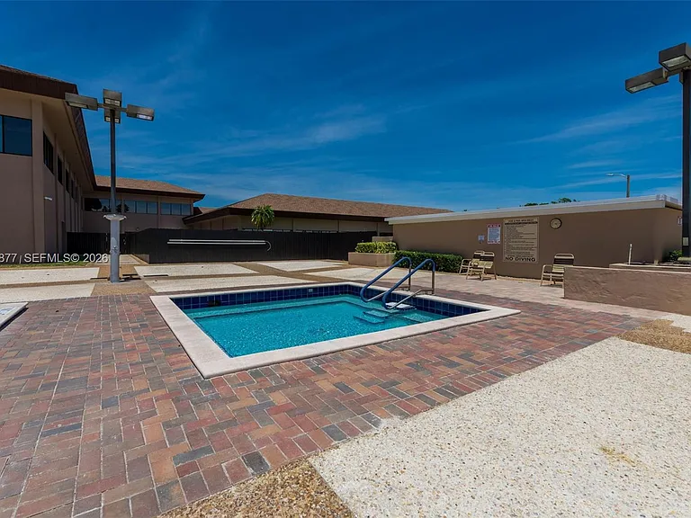 1301 SW 142nd Ave #104-H — Photo 32
