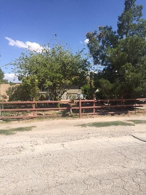2nd image of 1830 Stevens St