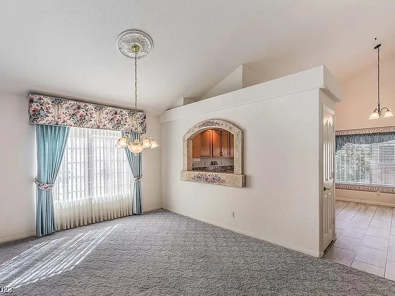 8939 Dove Cove Dr — Photo 8