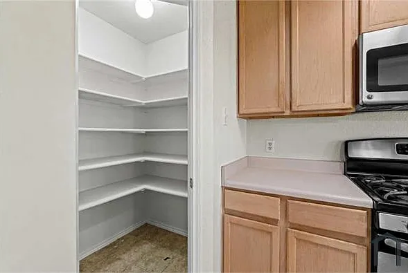 9712 Copper Creek Dr — Photo 25