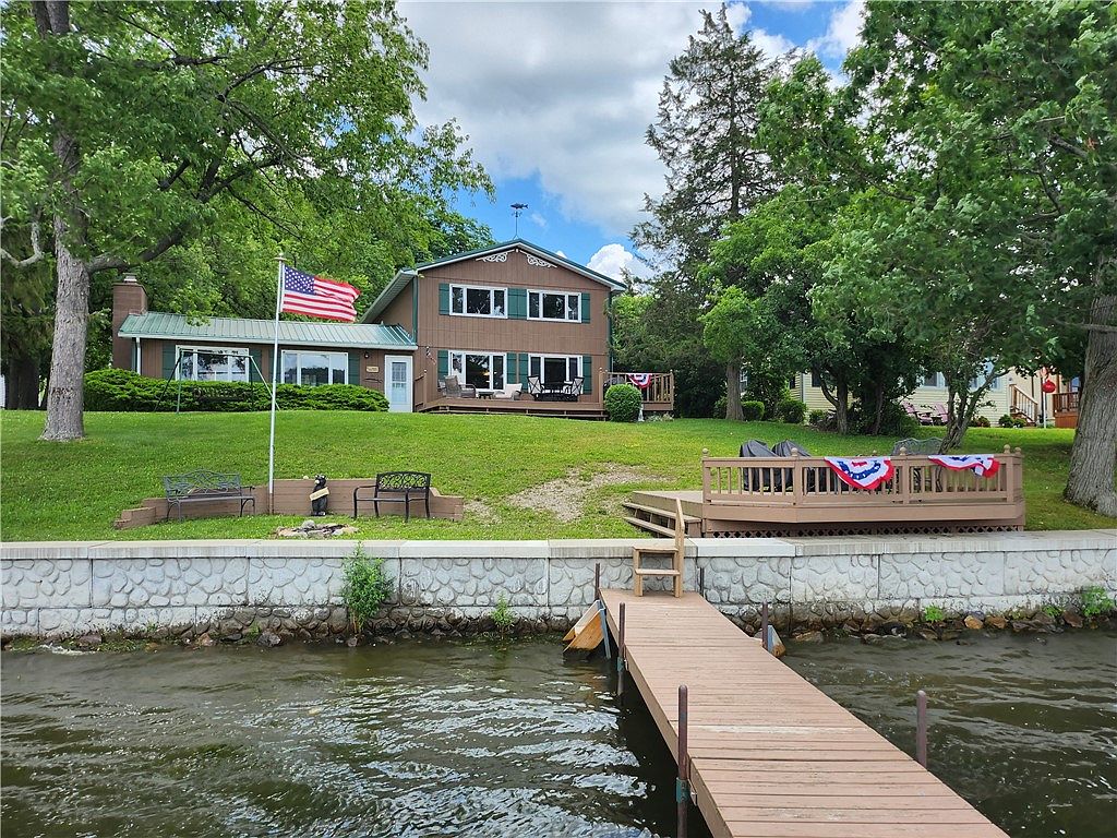 4137 E Lake Rd, Dundee, NY 14837 Zillow