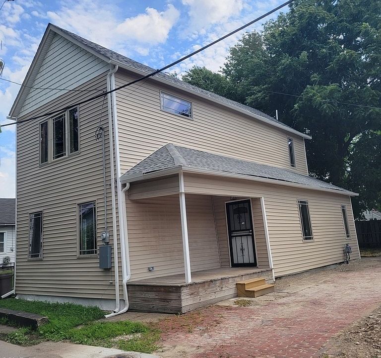 1st image of 2663 W 28th Pl