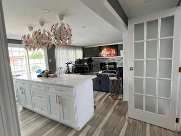 (undisclosed Address)