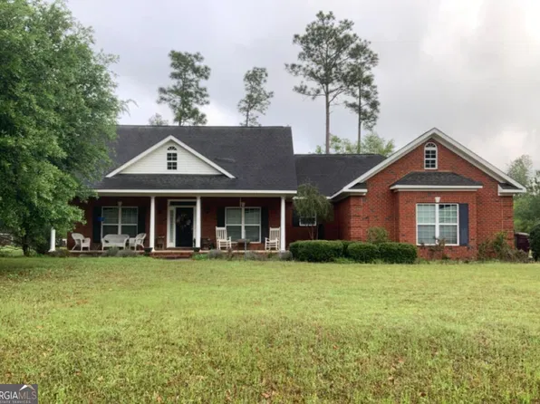 224 Surrey Ln, Statesboro, GA 30458