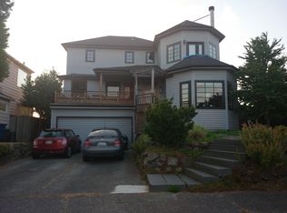 3260 11th Ave W, Seattle, WA 98119