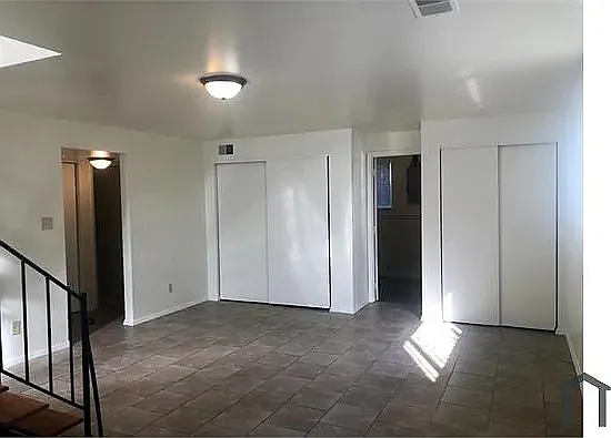 6138 Ridgeacres Dr #B — Photo 5