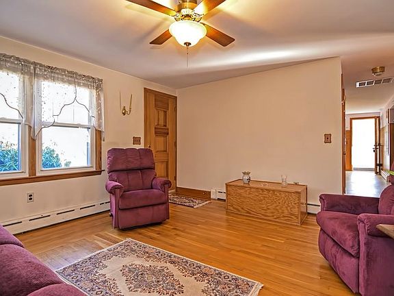 2nd image of 148 Hopedale St