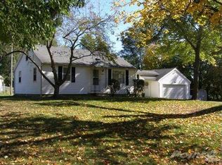 69257 Elkhart Rd, Edwardsburg, MI 49112