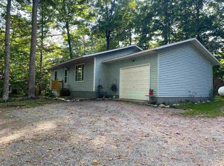 1898 Twildo Rd, Petoskey, MI 49770