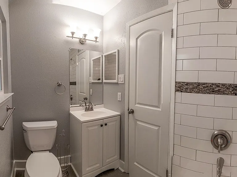 1507 Grayford Dr — Photo 32