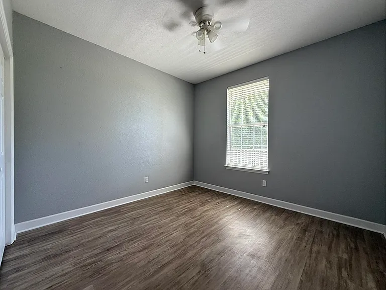 3640 Biltmore Ave — Photo 22