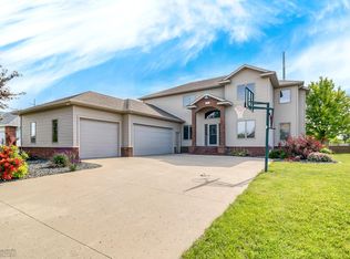 4220 58th St S, Fargo, ND 58104