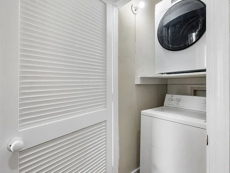 2604 Grove Ave #1 — Photo 18