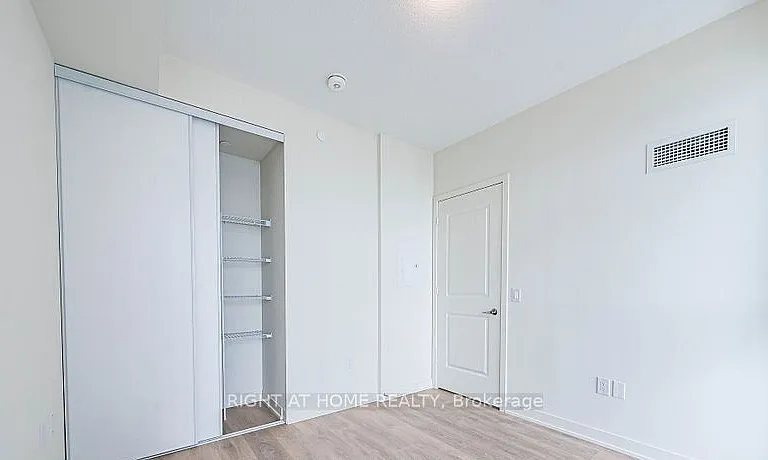 38 Annie Craig Dr — Photo 11