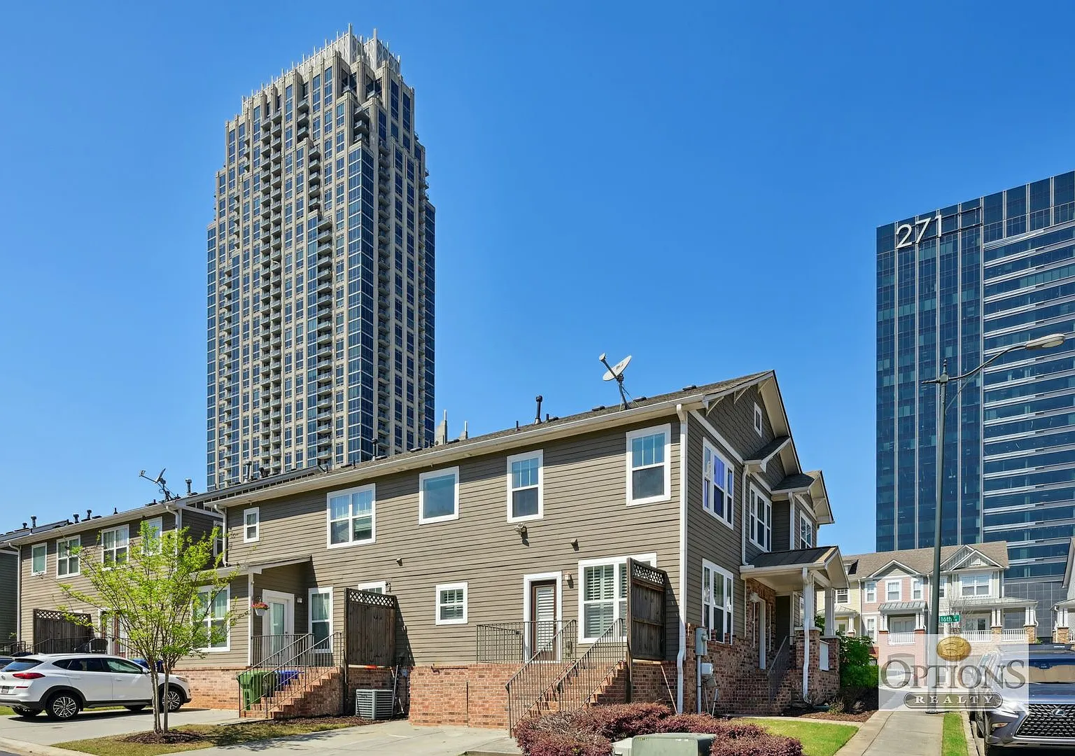 3BR in Atlantic Station — Photo 2