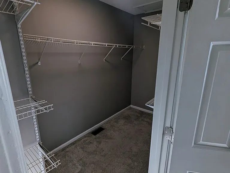 101 Cavin Ave — Photo 7