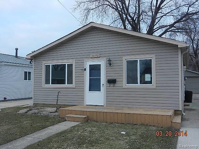 1st image of 30776 Palmer Blvd