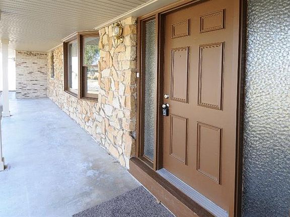 4th image of 805 Holbrook Ave