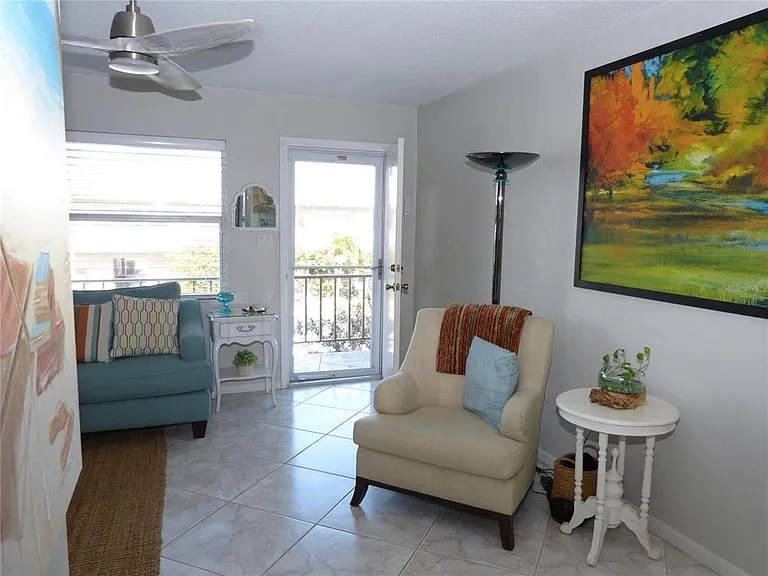 2 Causeway Blvd #206 — Photo 7