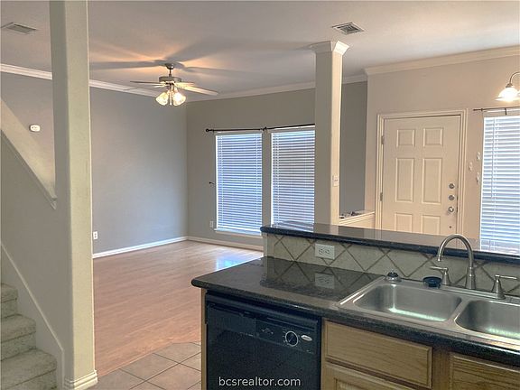 5th image of 1001 Krenek Tap Rd APT 2501