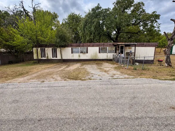 7241 Willow Creek Rd, Fort Worth, TX 76135