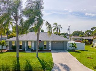 979 Nantucket Rd, Venice, FL 34293