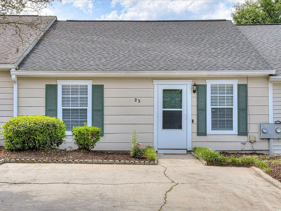 23 Londonberry Ln