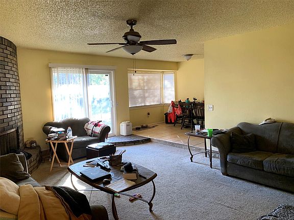 5th image of 1701 E Taft Ave