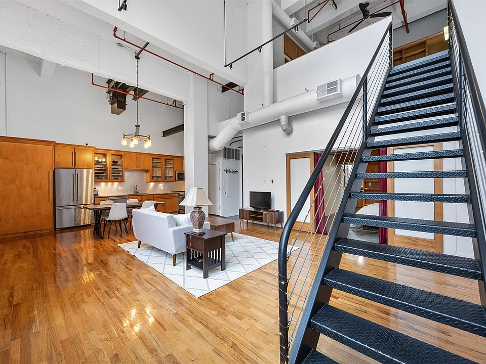 1st image of 705 Main St Unit 513