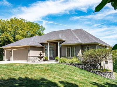 7103 S Hillside School Rd, Oak Grove, MO, 64075
