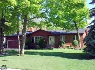 8833 Nancy Ave, Shelby Township, MI