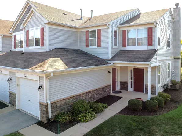 841 Genesee Dr, Naperville, IL 60563