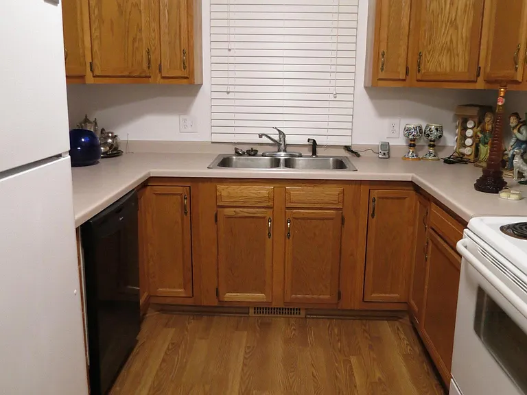 482 N 7th St #2 — Photo 10