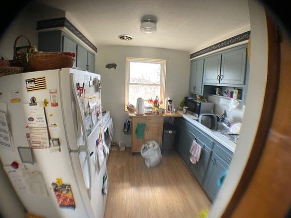 4th image of 604-614 Bigelow St #606