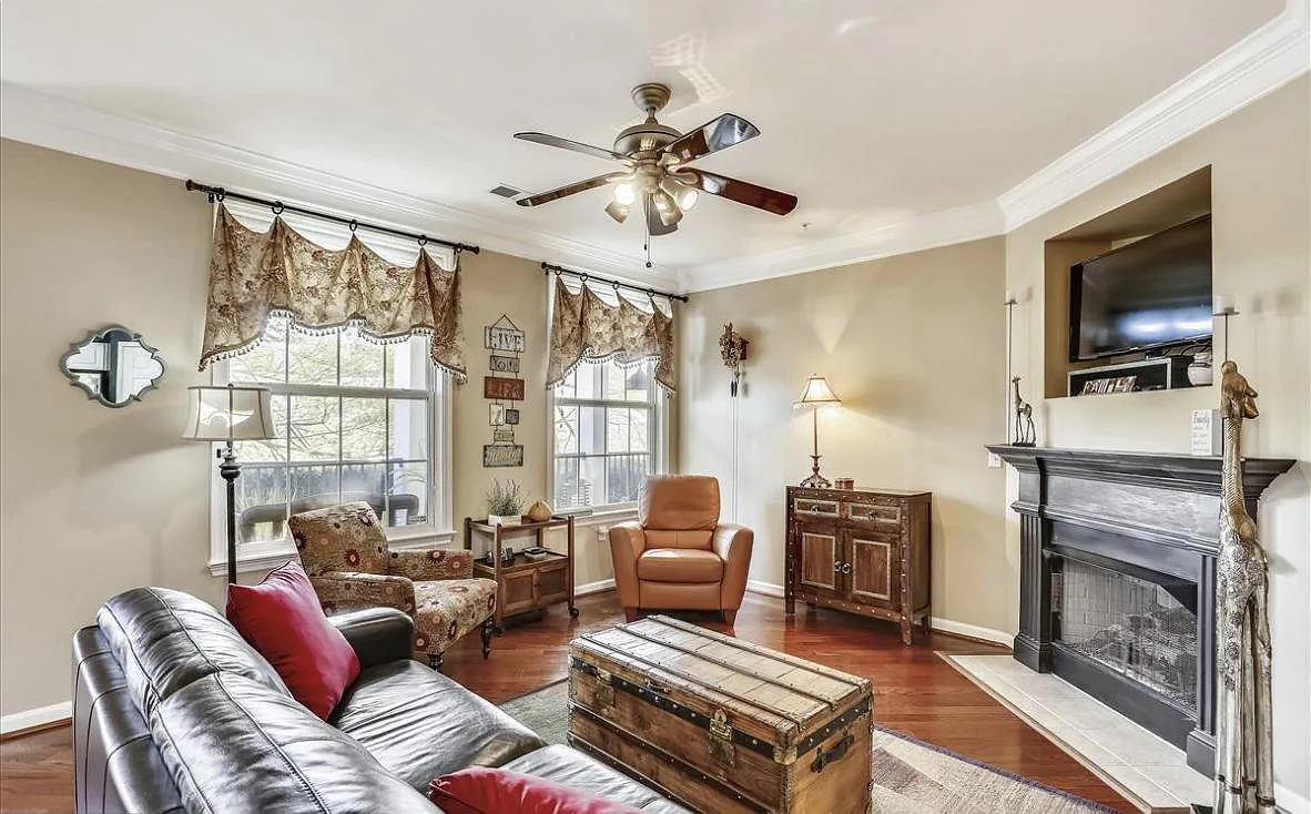 436 Orchard Ridge Dr — Photo 3