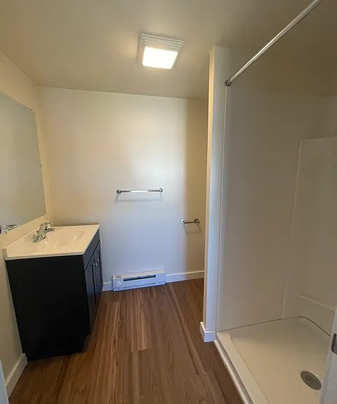 116 Auction Rd #B — Photo 4