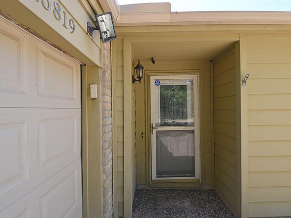 3rd image of 15819 Seven Springs Dr
