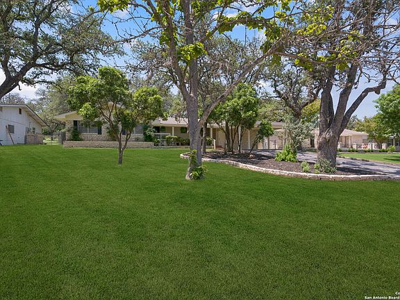 4th image of 126 West Lane