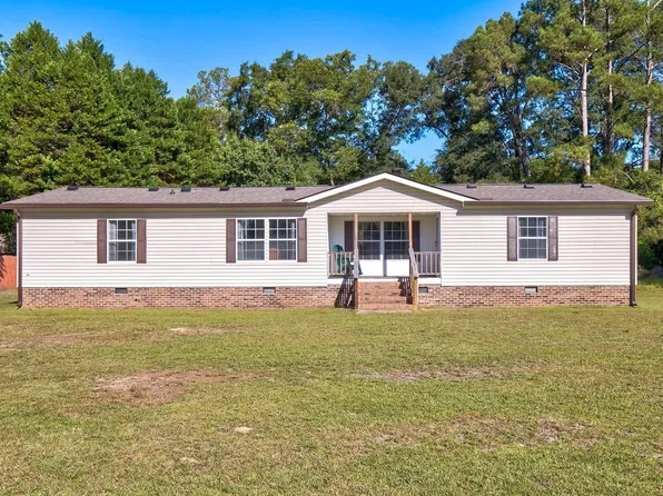 209 College St W, Bethune, SC 29009