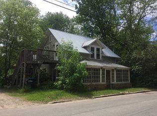 40 Margaret St, Saranac Lake, NY 12983